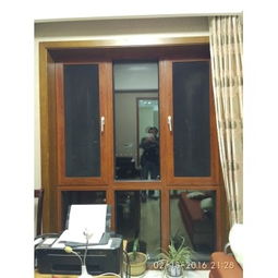 陽臺裝修重要動作揭曉 為何廠家直供‘窗紗一體’防門越來越流行？