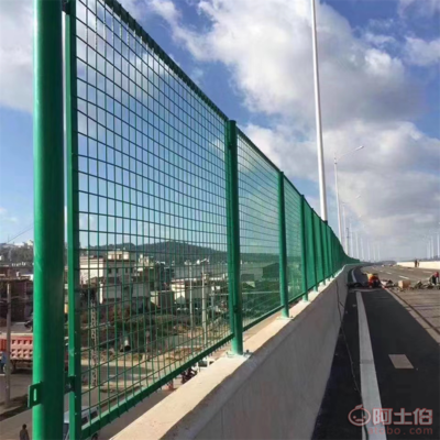 專業(yè)打造城市安全與美觀 長(zhǎng)沙開(kāi)福區(qū)高速公路護(hù)欄網(wǎng)與籃球場(chǎng)護(hù)欄網(wǎng)解決方案